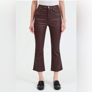 DAZE Shy High Waist Coated Kick Flare
Jeans size 32 NWT